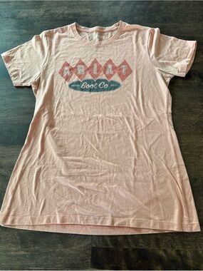 Ariat Pink Graphic Short Sleeve Tee